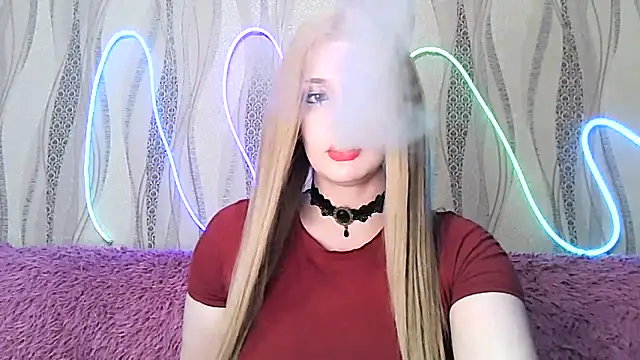 MissRoseSweet online show from April 10, 2026, 7:07 pm