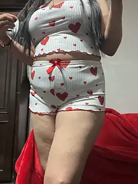 Sorayaseex online show from April 22, 2026, 10:55 pm