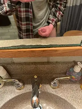 Shawnronald420861 online show from April 8, 2026, 3:56 pm