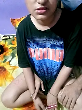 Snapshot of Jerin_Couple61 chatting on May 1, 2026, 6:12 pm Jerin Couple61 online show from May 1, 2026, 6:12 pm