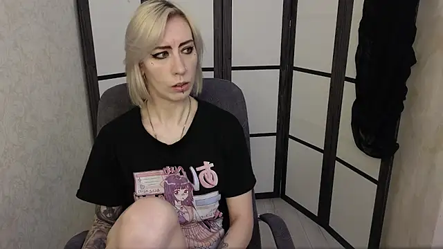 Snapshot of Black_Orchides chatting on April 7, 2026, 10:48 am Black Orchides online show from April 7, 2026, 10:48 am