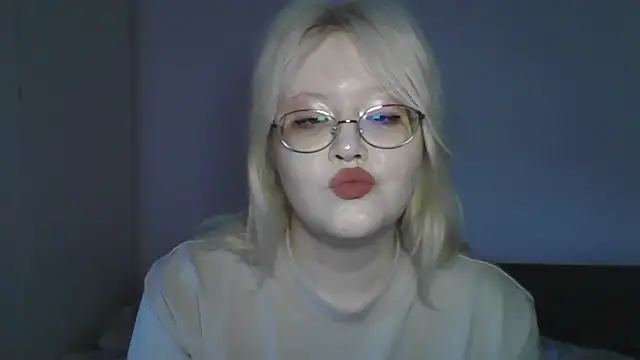 Elayne Sweet online show from May 12, 2026, 6:10 am