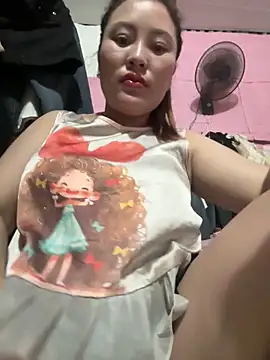 Lina-Naughty online show from May 8, 2026, 1:05 pm