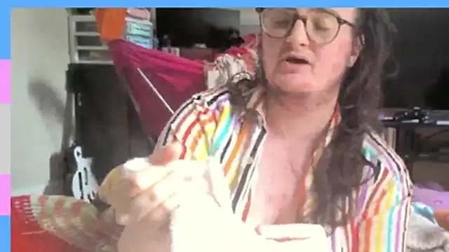 knottyn3bulara online show from June 9, 2026, 6:52 pm