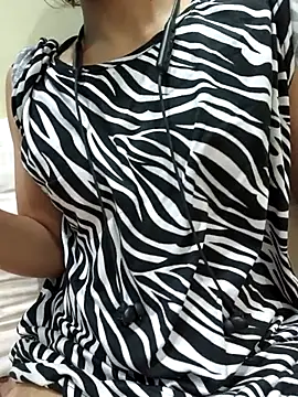 Annu 02 online show from April 4, 2026, 6:27 pm