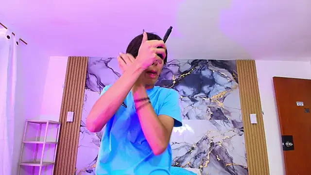 Angel lux444 online show from April 1, 2026, 2:36 pm