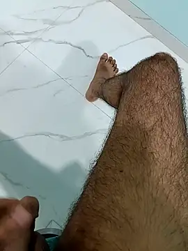 yourdreamman007  online show from April 2, 2026, 5:43 pm