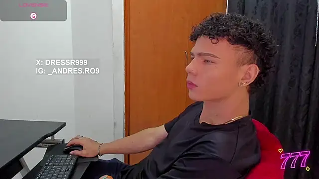 sebascuterouss online show from June 9, 2026, 2:39 pm