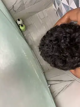 arthur22centim online show from April 2, 2026, 7:44 pm