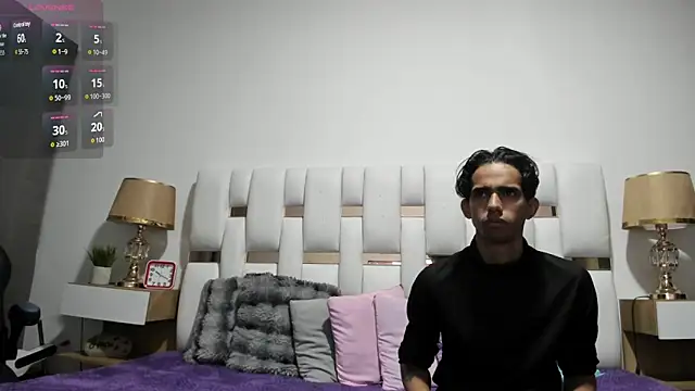 Snapshot of Alessandro_Abruzzo chatting on June 7, 2026, 3:21 am Alessandro Abruzzo online show from June 7, 2026, 3:21 am