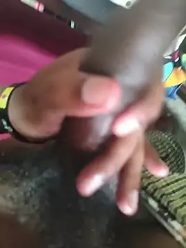 darkromeo99 online show from April 6, 2026, 10:16 am