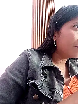 Snapshot of SofiaMendez1_ chatting on April 11, 2026, 4:22 pm SofiaMendez1 online show from April 11, 2026, 4:22 pm