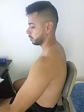 AidenGreyHot online show from April 10, 2026, 1:22 am