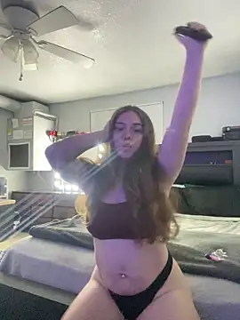 mariex83 online show from April 10, 2026, 1:22 am