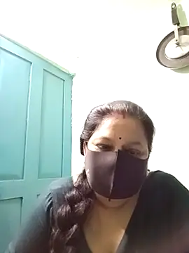 Snapshot of PINKI_024 chatting on April 4, 2026, 6:22 am PINKI 024 online show from April 4, 2026, 6:22 am