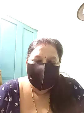 Snapshot of PINKI_024 chatting on April 7, 2026, 6:03 am PINKI 024 online show from April 7, 2026, 6:03 am