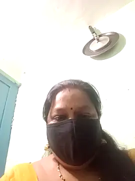 Snapshot of PINKI_024 chatting on April 12, 2026, 5:45 am PINKI 024 online show from April 12, 2026, 5:45 am