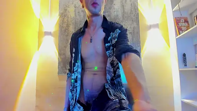 PODEROSO SAMAEL online show from April 9, 2026, 3:28 am