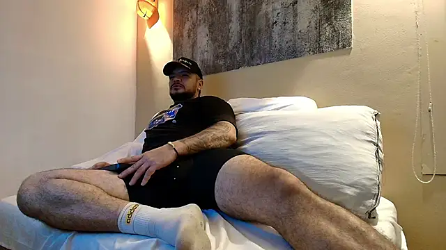 Snapshot of TROY_KIRK chatting on April 13, 2026, 3:56 am TROY KIRK online show from April 13, 2026, 3:56 am