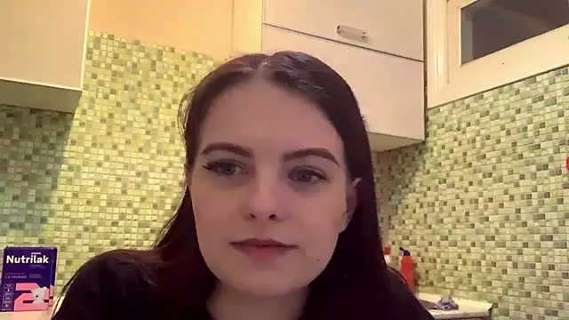 Snapshot of KikiAmino chatting on April 2, 2026, 5:10 pm KikiAmino online show from April 2, 2026, 5:10 pm