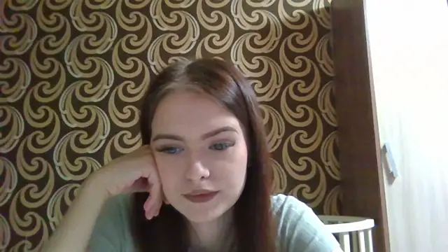 KikiAmino online show from May 30, 2026, 5:15 am