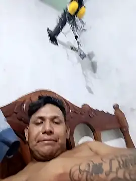 Snapshot of andry420 chatting on April 4, 2026, 6:33 am andry420 online show from April 4, 2026, 6:33 am