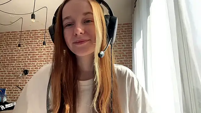 ElinRima online show from April 4, 2026, 10:35 am