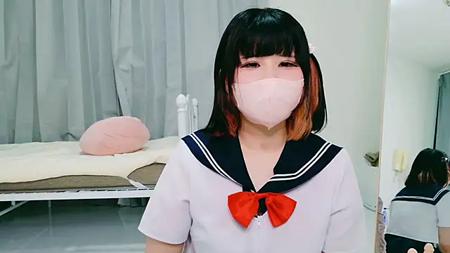 RAIMU CHAN online show from April 5, 2026, 2:47 pm