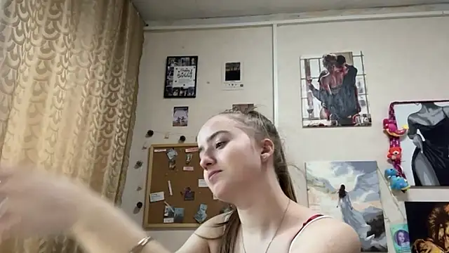SabinaHaggen online show from April 23, 2026, 3:58 pm