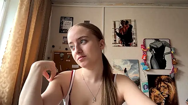 SabinaHaggen online show from April 26, 2026, 2:04 pm