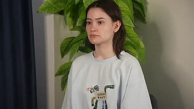 ChereFarkus online show from April 4, 2026, 10:24 am