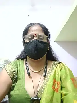 SEEMA 012 online show from May 28, 2026, 5:05 am