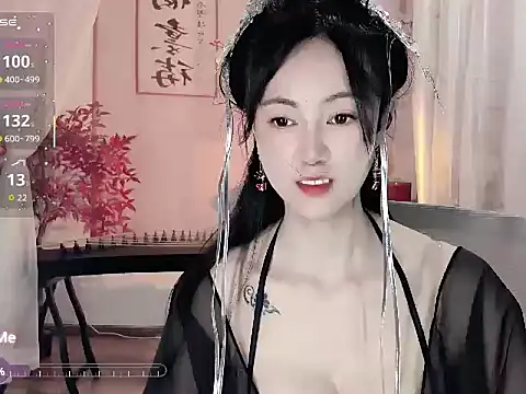 noomi-1111 online show from April 8, 2026, 2:55 am