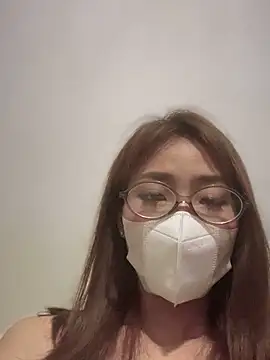 Snapshot of vitvitne chatting on April 3, 2026, 6:17 pm vitvitne online show from April 3, 2026, 6:17 pm