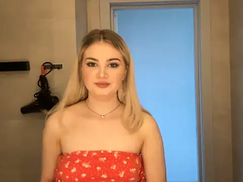 kirtova  online show from May 25, 2026, 11:38 am