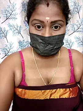 Romantic Woman online show from April 11, 2026, 5:28 pm