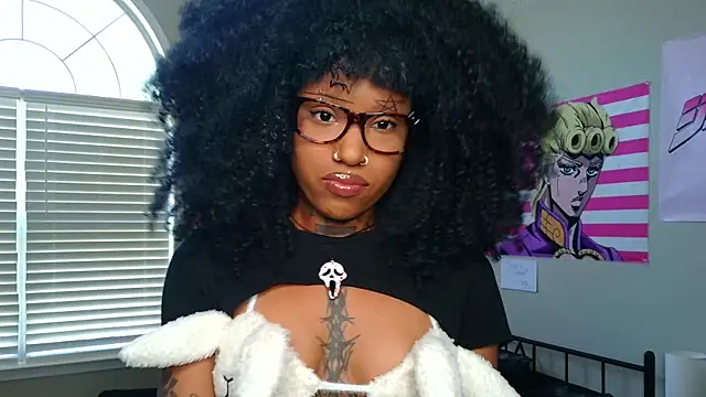 spookiebaddie online show from April 15, 2026, 5:42 pm