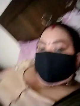 Kajal-Sharma00 online show from April 13, 2026, 10:21 am