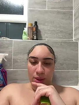 shayyxo online show from April 6, 2026, 9:05 pm