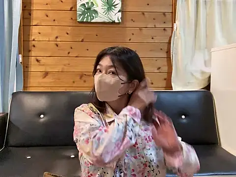 lemonade madame online show from April 18, 2026, 12:36 am