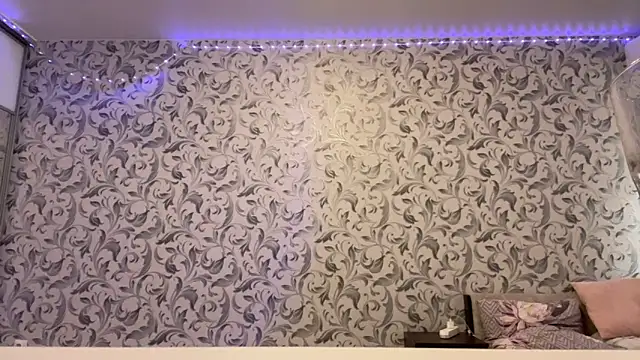 Snapshot of _mimilana_ chatting on April 8, 2026, 11:43 am mimilana online show from April 8, 2026, 11:43 am