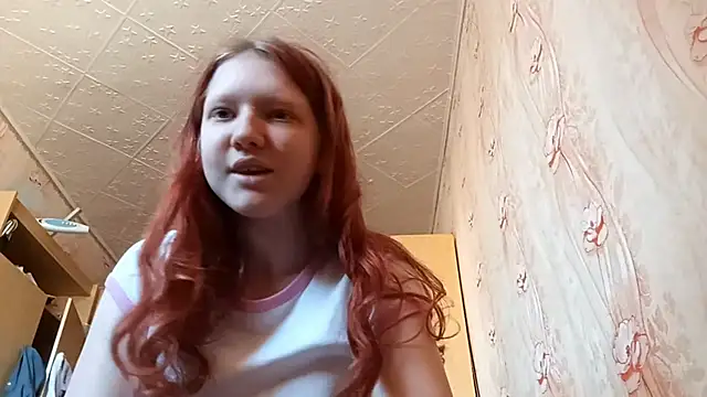 BirgitKamal online show from May 18, 2026, 1:06 pm