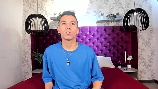 Dylan ross  online show from April 8, 2026, 7:03 pm