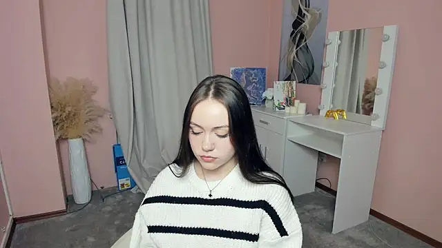 Snapshot of AsleyBasgall chatting on April 6, 2026, 3:02 pm AsleyBasgall online show from April 6, 2026, 3:02 pm