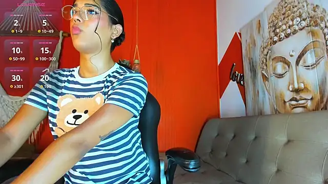 liahspencer online show from June 1, 2026, 7:26 pm