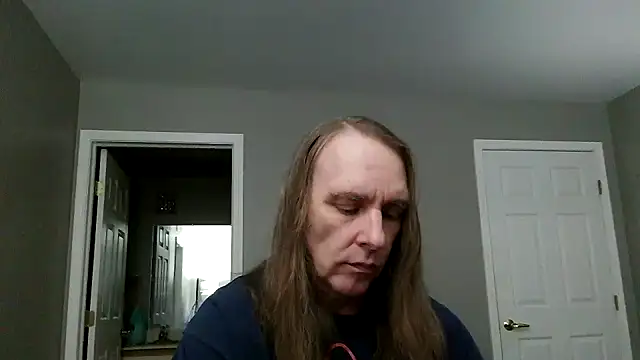 Magnus Luv online show from June 21, 2026, 12:24 am