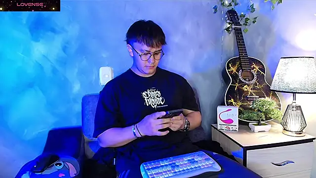 owen xxx online show from April 6, 2026, 1:47 am