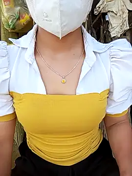 minachao121 online show from April 5, 2026, 9:17 am