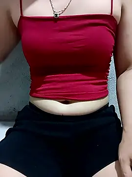 Snapshot of -Hita- chatting on April 12, 2026, 7:35 am -Hita- online show from April 12, 2026, 7:35 am