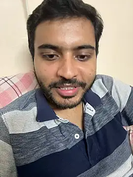 Sweetloverr28 online show from April 30, 2026, 9:19 pm